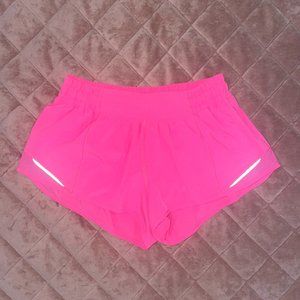 Lululemon Hotty Hot Shorts 2.5" in Pink Highlight